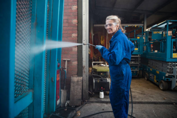 Why Choose Our Certified Pressure Washing Experts for Your Project Needs in Urania, LA?